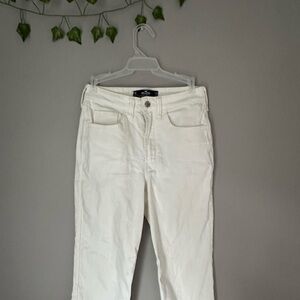 Hollister Ultra High-rise Straight Jean